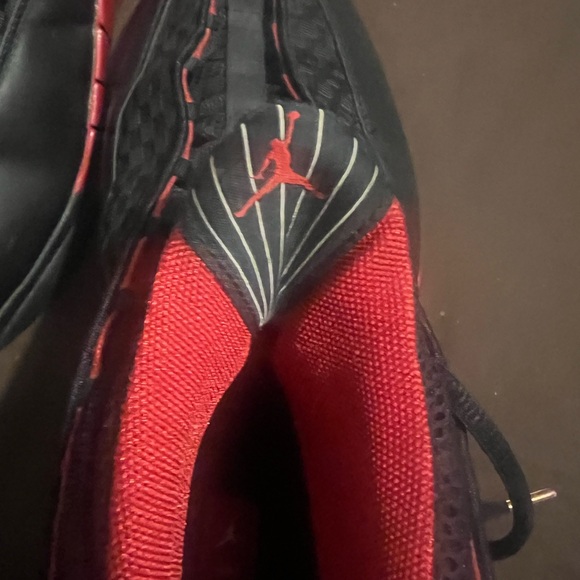 Black and Red Performance Sneakers with Mesh Design Retro 15 Countdown Pack - Picture 4 of 11